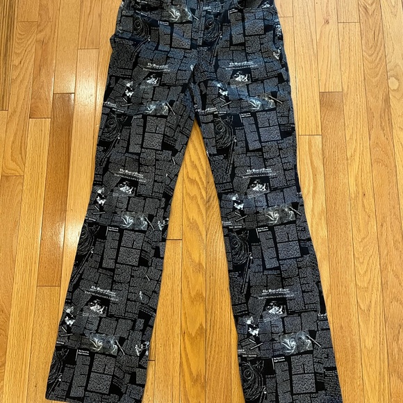 FULL SET!!! Size S top and pants are 28. Top no longer has tags. - Picture 6 of 7